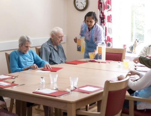 Meal times at Broadland View are sociable times